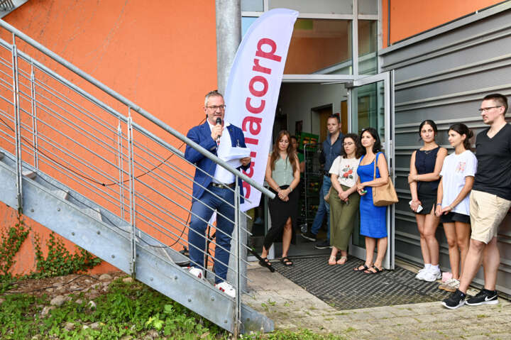 intern Spatenstich Sanacorp Offenburg 49 Florian Becker LAV Bildqülle Frank-Eßlinger