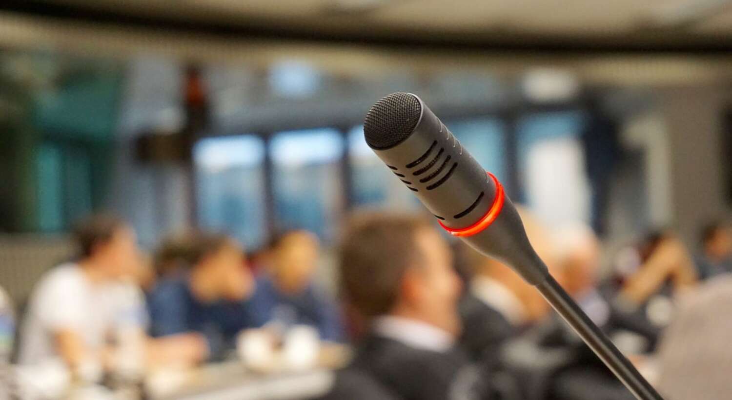 Mikrofon im Veranstaltungsraum